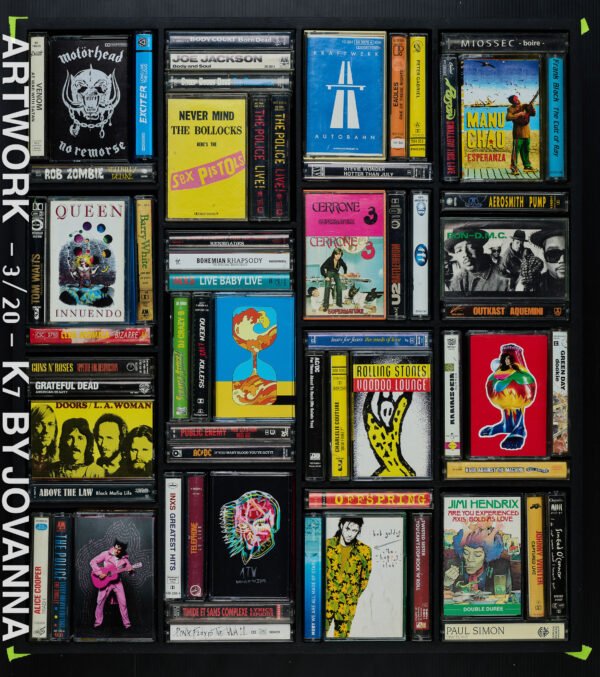 CETTE OEUVRE EST DISPONIBLE A L'ATELIER / ARTWORK SERIE K7 TAPE - NUM 3 / 20 / OEUVRE DE 49 X 55 CM ENCADRÉE / TARIF TAXES COMPRISES DONT 20% DE TVA EN FRANCE / 5.5% EN EUROPE / TARIF NET POUR LES PAYS HORS C.E.E ( EUROPE )