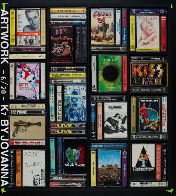 ARTWORK SERIE K7 TAPE - NUM 6 / 20 / OEUVRE DE 49 X 55 CM ENCADRÉE / TARIF TAXES COMPRISES DONT 20% DE TVA EN FRANCE / 5.5% EN EUROPE / TARIF NET POUR LES PAYS HORS C.E.E ( EUROPE )
