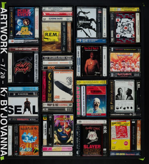 ARTWORK SERIE K7 TAPE - NUM 7 / 20 / OEUVRE DE 49 X 55 CM ENCADRÉE / TARIF TAXES COMPRISES DONT 20% DE TVA EN FRANCE / 5.5% EN EUROPE / TARIF NET POUR LES PAYS HORS C.E.E ( EUROPE )