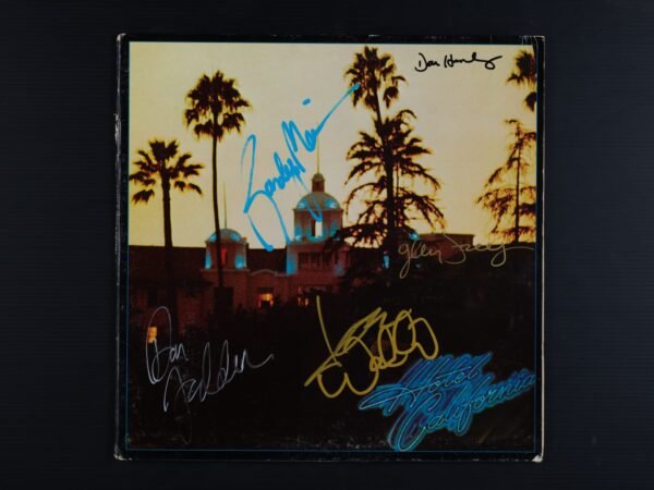 LOCATION DES POCHETTES VINYLES & DES PHOTOS ORIGINALES DÉDICACÉES - ENCADRÉES – Image 105